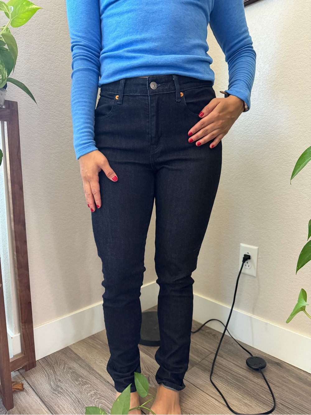Levi’s High-Rise Black Slim Fit Women's Jeans